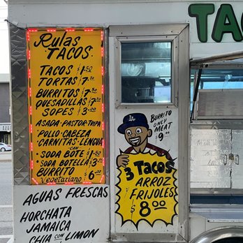 Rulas Tacos - a taco truck parked in a parking lot - Tacos Near Me - Los Angeles, California Rulas Tacos - a taco truck parked in a parking lot - Tacos Near Me - Los Angeles, California