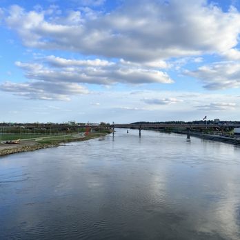 Bob Kerrey Pedestrian Bridge - Spectacular - Landmarks & Historical Buildings Near Me - Council Bluffs, Iowa Bob Kerrey Pedestrian Bridge - Spectacular - Landmarks & Historical Buildings Near Me - Council Bluffs, Iowa