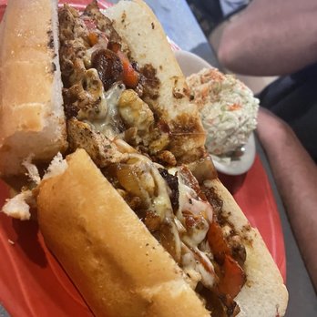 Granger's Grille - Bland sandwich - Bars Near Me - Delray Beach, Florida