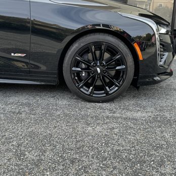 Unique Auto Group - Wheel & Rim Repair Near Me - South San Francisco, California Unique Auto Group - Wheel & Rim Repair Near Me - South San Francisco, California