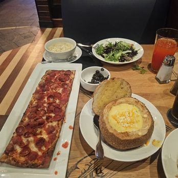 BJ's Restaurant & Brewhouse - New American Near Me - Oxnard, California