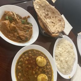 Tandoori roti Chana egg rice and butter naan