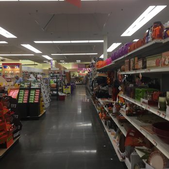 Stop & Shop - Bellingham Super Stop&Shop -- 70 Pulaski Boulevard, Bellingham Interior - Grocery Near Me - Bellingham, Massachusetts Stop & Shop - Bellingham Super Stop&Shop -- 70 Pulaski Boulevard, Bellingham Interior - Grocery Near Me - Bellingham, Massachusetts