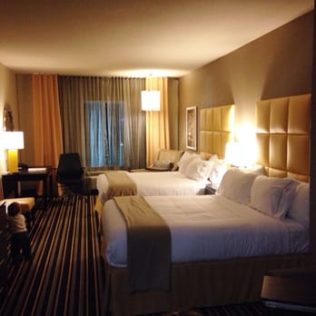 Holiday Inn Express Covington-Madisonville - Two queen bed in a suite room. - Hotels Near Me - Covington, Louisiana Holiday Inn Express Covington-Madisonville - Two queen bed in a suite room. - Hotels Near Me - Covington, Louisiana