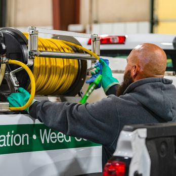 Farison Lawn Care - Lawn Services Near Me - Louisville, Kentucky Farison Lawn Care - Lawn Services Near Me - Louisville, Kentucky