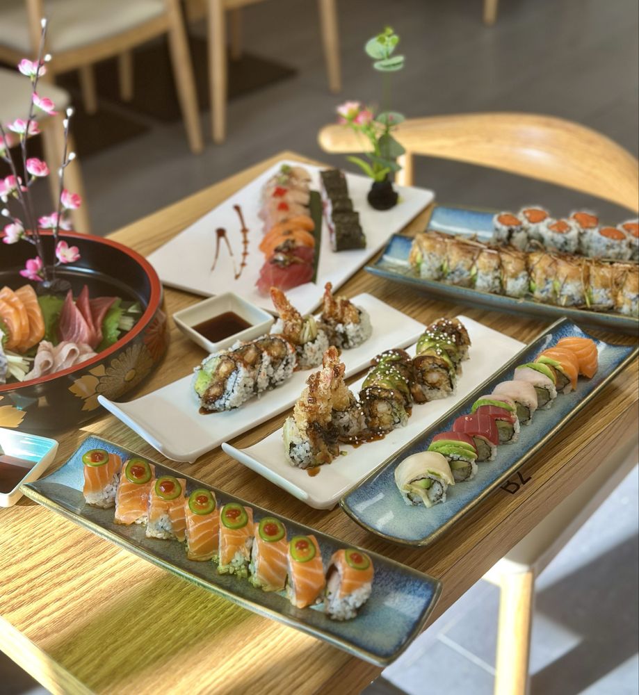 Sushi Man Japanese Restaurant Logo