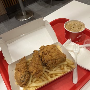 Jollibee - Chicken, fries, and Adobo Rice - Fast Food Near Me - New York, New York