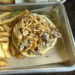Mapori Restaurant - Pulled pork sandwich