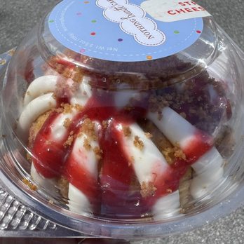 Nothing Bundt Cakes - Strawberry Cheesecake Swirl Bundtlet . YUM!! - Bakeries Near Me - Ventura, California Nothing Bundt Cakes - Strawberry Cheesecake Swirl Bundtlet . YUM!! - Bakeries Near Me - Ventura, California