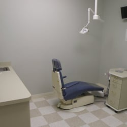 Zenaida Cofie DDS MS PA - Consultation Room