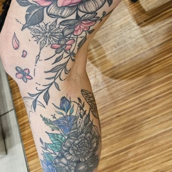 Absolute Tattoo - Piercing Near Me - Topeka, Kansas