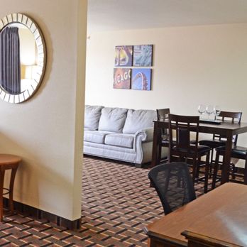 Heritage Grand Inn - Presidential Suite - Hotels Near Me - Canton, Illinois Heritage Grand Inn - Presidential Suite - Hotels Near Me - Canton, Illinois