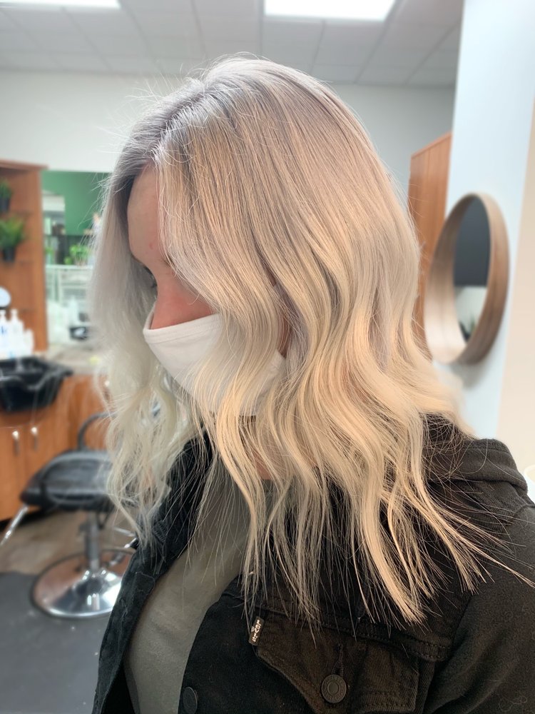 BAILEY ELISE HAIR STUDIO 2966 White Bear Ave, Maplewood, Minnesota