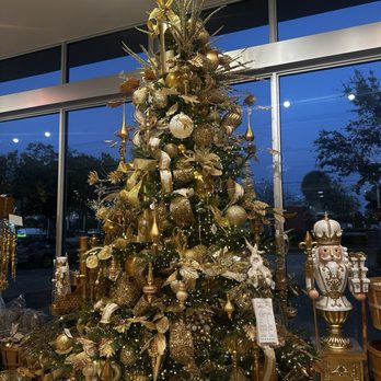The Christmas Palace - Christmas Trees Near Me - Sunrise, Florida