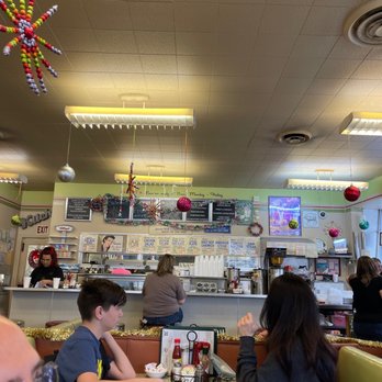 The Silver Skillet - Inside - Breakfast & Brunch Near Me - Atlanta, Georgia