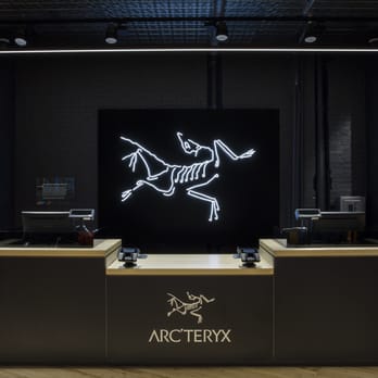 ARC'TERYX SOHO - CLOSED - Updated September 2025 - 169