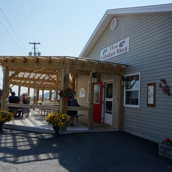 Alma Lobster Shop - The dining location is only outside. - Seafood Markets Near Me - Alma, New Brunswick