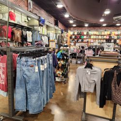 Tillys