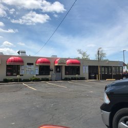 Tony's Bayview Drive-In - Tony's Bayview drive-in