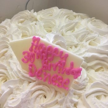 Baskin-Robbins - THE BEST CAKE EVER!!!! - Ice Cream & Frozen Yogurt Near Me - Canoga Park, California