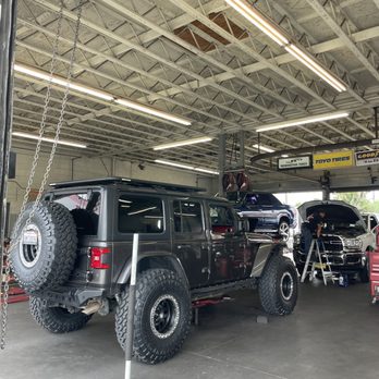 1. Avalon Tire & Wheel