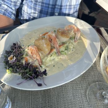 Walloon Lake Inn - Seafood risotto - American Near Me - Walloon Lake, Michigan Walloon Lake Inn - Seafood risotto - American Near Me - Walloon Lake, Michigan