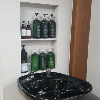 Refinery Men's Salon - Men's Hair Salons Near Me - Dallas, Texas Refinery Men's Salon - Men's Hair Salons Near Me - Dallas, Texas