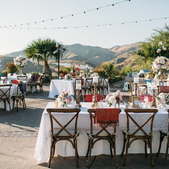 Unique Floral Designs - High - Low tables with candles Photocred:@scottclarkphoto - Floral Designers Near Me - Simi Valley, California Unique Floral Designs - High - Low tables with candles Photocred:@scottclarkphoto - Floral Designers Near Me - Simi Valley, California