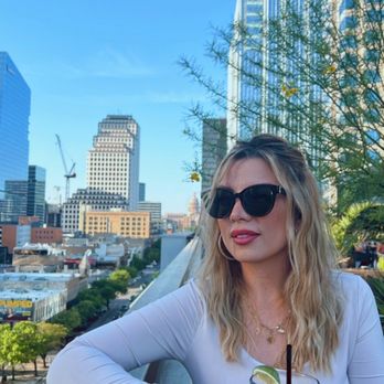 Edge Rooftop - Just a free Cuba - Lounges Near Me - Austin, Texas