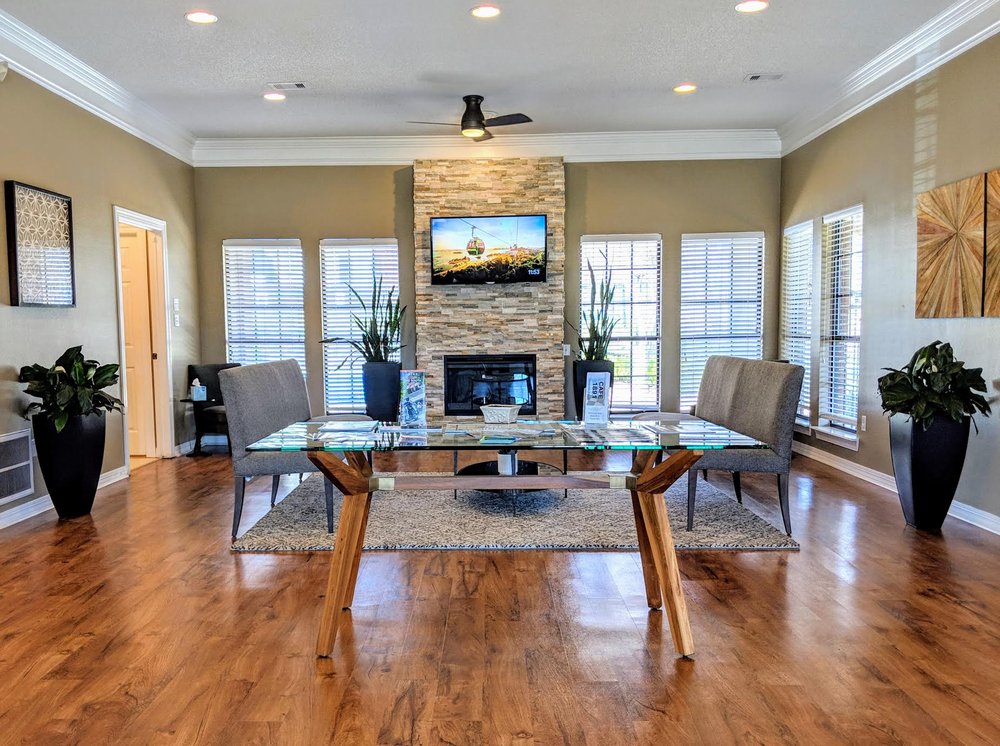 CROWNRIDGE APARTMENTS Updated June 2024 18 Photos 301 Moorewood