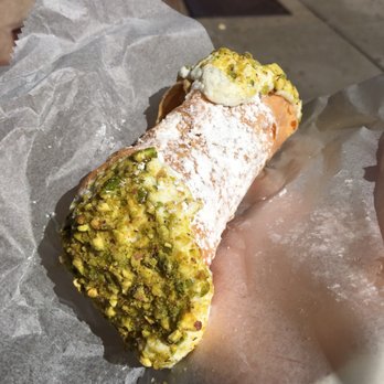 Mike's Pastry - Pistachio cannoli - Bakeries Near Me - Boston, Massachusetts Mike's Pastry - Pistachio cannoli - Bakeries Near Me - Boston, Massachusetts