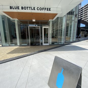 Blue Bottle Coffee - Wolf Point - Coffee & Tea Near Me - Chicago, Illinois Blue Bottle Coffee - Wolf Point - Coffee & Tea Near Me - Chicago, Illinois