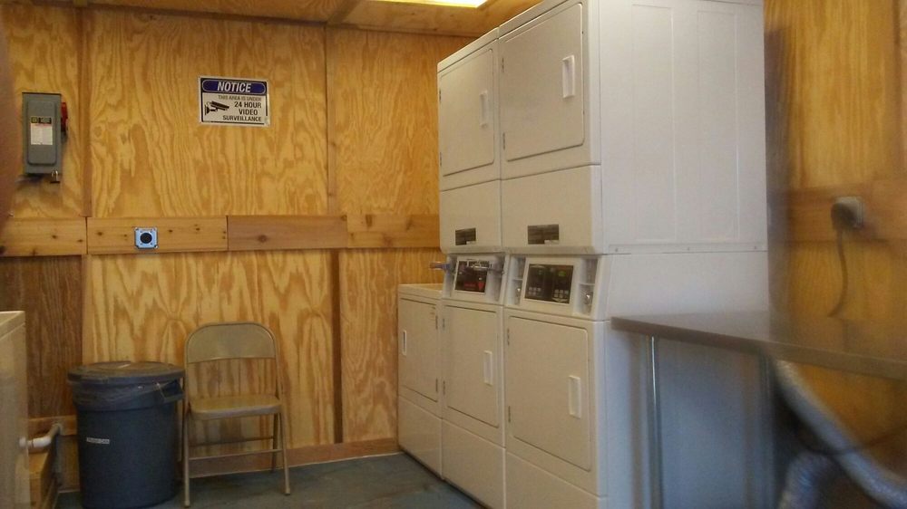 BERDAN LAUNDROMAT Updated September 2024 10 Photos 5734 Co Rd 27B