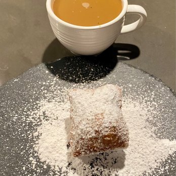 Chez Jay Pop Up - Signature dessert - Speakeasies Near Me - San Diego, California Chez Jay Pop Up - Signature dessert - Speakeasies Near Me - San Diego, California