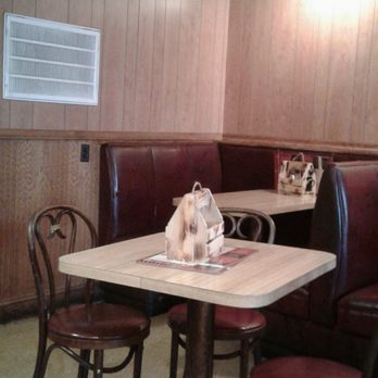 New Sheffield Cafe - Well, quaint . Nothing EXTREMELY fancy , but comfortably situated . - American Near Me - Aliquippa, Pennsylvania New Sheffield Cafe - Well, quaint . Nothing EXTREMELY fancy , but comfortably situated . - American Near Me - Aliquippa, Pennsylvania