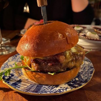 Dudley Market - The Dudley Burger - Wine Bars Near Me - Venice, California