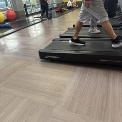City Sports Club - Why ya'll mopping while people are working out. There is no ventilation and that is chemical we are inhaling!