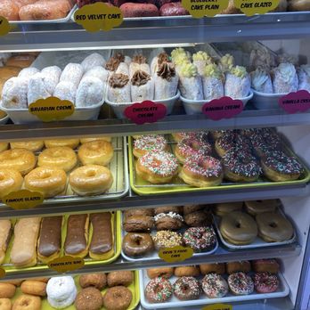 Dks Donuts & Bakery - Donuts Near Me - Santa Monica, California