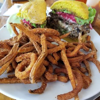 Pondicheri - Lamb burger with desi fries - Indian Near Me - Houston, Texas Pondicheri - Lamb burger with desi fries - Indian Near Me - Houston, Texas