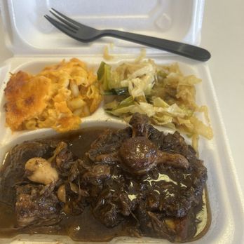 Jamaican Jerk Shack - Oxtail Fried Cabbage Mac and Cheese - Caribbean Near Me - Chattanooga, Tennessee Jamaican Jerk Shack - Oxtail Fried Cabbage Mac and Cheese - Caribbean Near Me - Chattanooga, Tennessee
