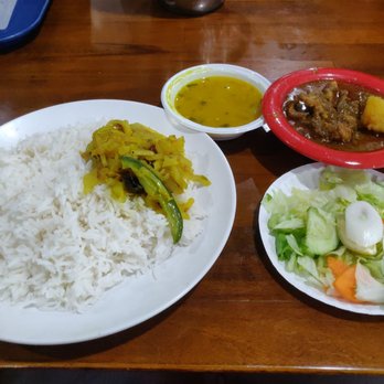 Merit Kabab Palace - Beef curry lunch special. $9. - Indian Near Me - New York, New York Merit Kabab Palace - Beef curry lunch special. $9. - Indian Near Me - New York, New York