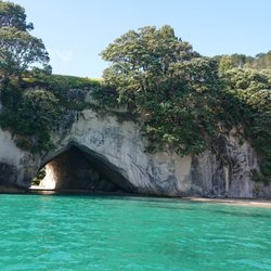 Sea Cave Adventures - The famous 'cathedralcove', which microsoft used as screensaver...