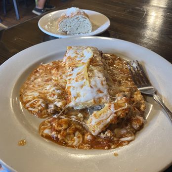 Tony & Al's Deli - Lasagna comes with side of bread. - Pizza Near Me - Starke, Florida