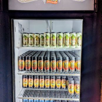 Half Day Brewing - Beers to go - Pubs Near Me - Lincolnshire, Illinois