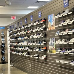 Road Runner Sports - Shoe Wall