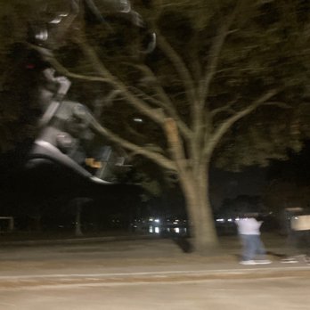 Lafreniere Park - Parks Near Me - Metairie, Louisiana
