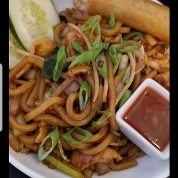 Yellow Ginger Asian Kitchen - Lunch Hokien Mee - Malaysian Near Me - Greenville, South Carolina