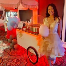 Cotton candy cart