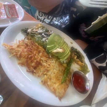 Cafe De Olla - Poblano Chilaquiles for the win!! Café Olla a must!!! Even gave me a coffee to go!! 5 star! - American Near Me - Burbank, California