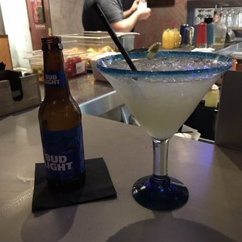 Green Lemon - Wait time margarita at the bar. - Mexican Near Me - Tampa, Florida